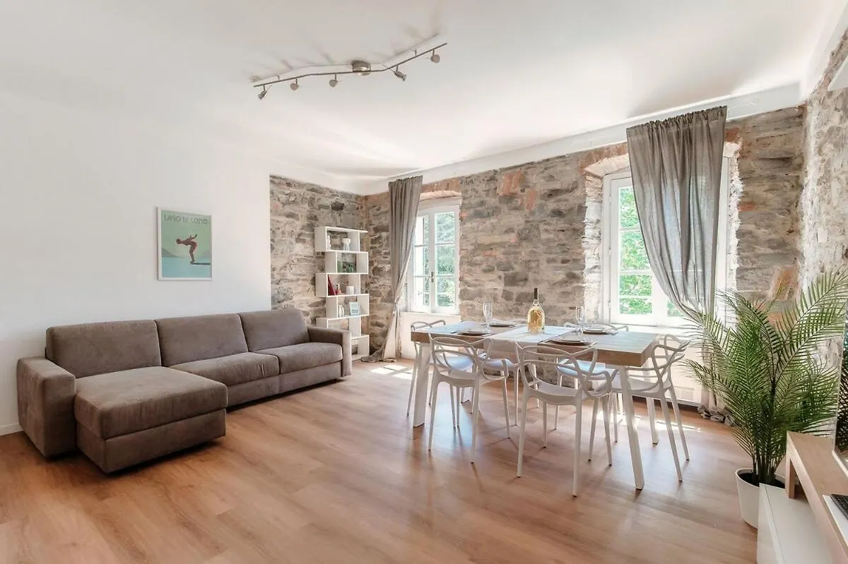 Daisy Flower Apartment - The House Of Travelers Como