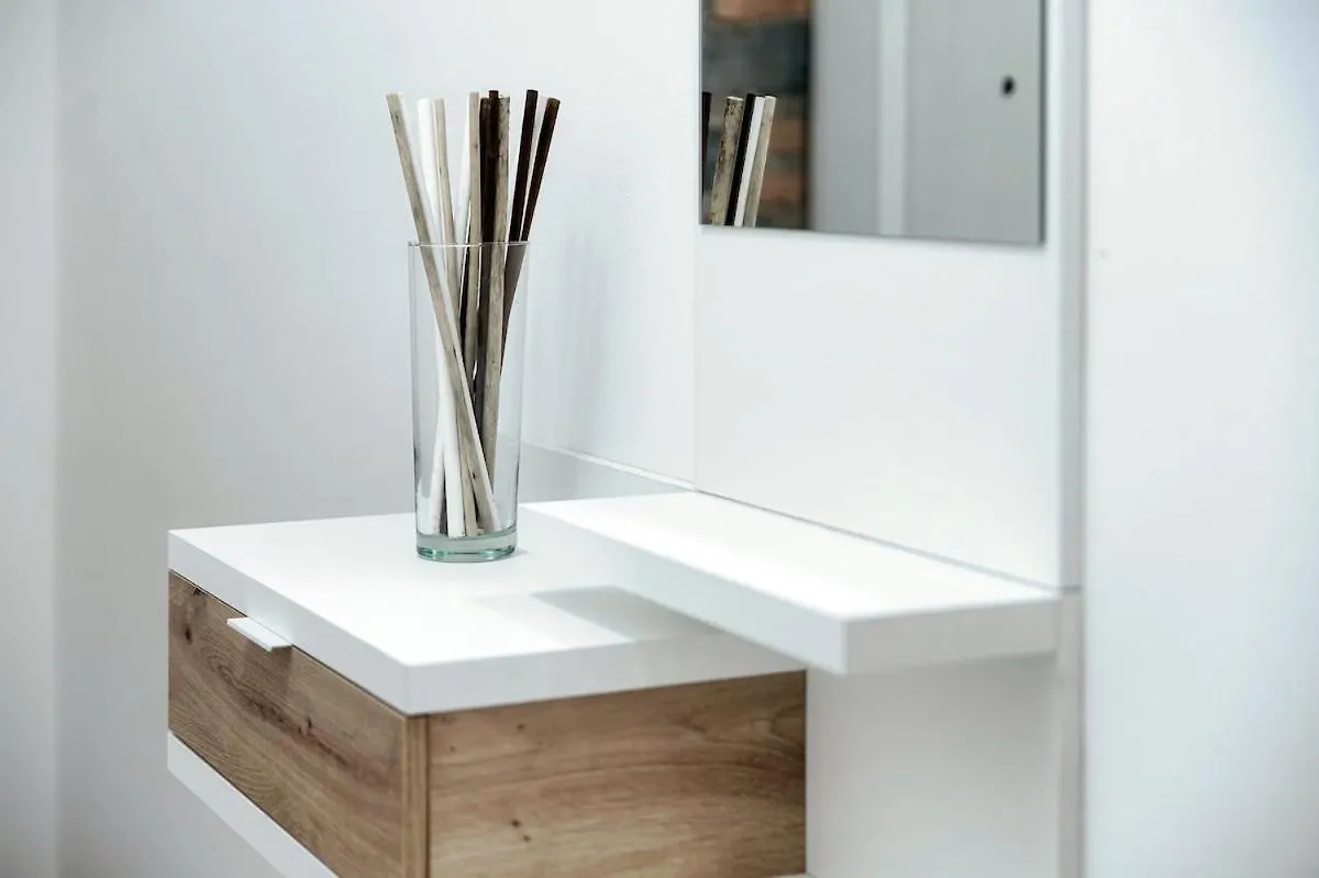 Daisy Flower Apartment - The House Of Travelers Como Italia